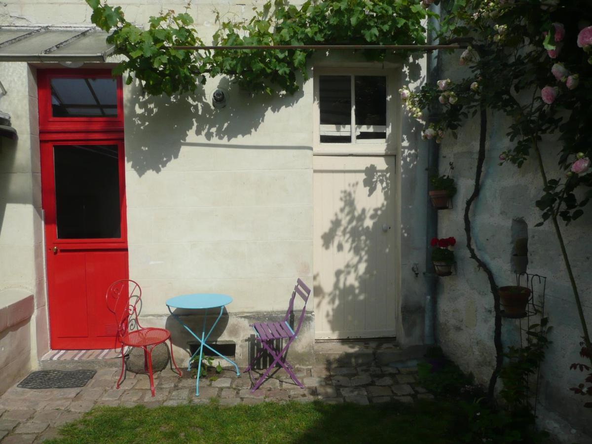 Cosy Flat 2 Eme Etage Vue Chateau Loire A Velo Saumur Luaran gambar